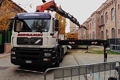 fotogallery 
	Parco Mezzi

	Guarda la Gallery dei nostri Automezzi

	Il nostro parco macchine si rinnova al passo con la tecnologia di nuova generazione nell'ottica di uno sviluppo ecosostenibile.
 Fotogallery, immagine camiongru-11.jpg