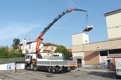 fotogallery 
	Parco Mezzi

	Guarda la Gallery dei nostri Automezzi

	Il nostro parco macchine si rinnova al passo con la tecnologia di nuova generazione nell'ottica di uno sviluppo ecosostenibile.
 Fotogallery, immagine camiongru-15.jpg