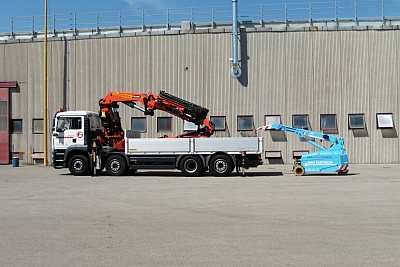 fotogallery 
	Parco Mezzi

	Guarda la Gallery dei nostri Automezzi

	Il nostro parco macchine si rinnova al passo con la tecnologia di nuova generazione nell'ottica di uno sviluppo ecosostenibile.
 Fotogallery, immagine camiongru-4.jpg