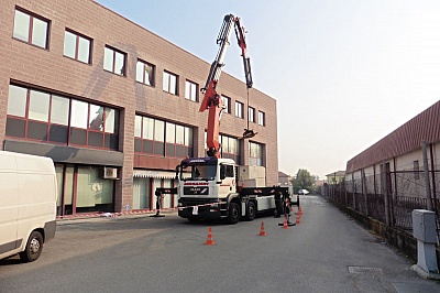 fotogallery 
	Parco Mezzi

	Guarda la Gallery dei nostri Automezzi

	Il nostro parco macchine si rinnova al passo con la tecnologia di nuova generazione nell'ottica di uno sviluppo ecosostenibile.
 Fotogallery, immagine camiongru-7.jpg