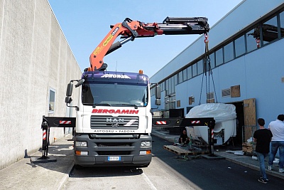 fotogallery 
	Parco Mezzi

	Guarda la Gallery dei nostri Automezzi

	Il nostro parco macchine si rinnova al passo con la tecnologia di nuova generazione nell'ottica di uno sviluppo ecosostenibile.
 Fotogallery, immagine camiongru-8.jpg