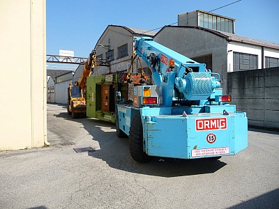 fotogallery 
	Parco Mezzi

	Guarda la Gallery dei nostri Automezzi

	Il nostro parco macchine si rinnova al passo con la tecnologia di nuova generazione nell'ottica di uno sviluppo ecosostenibile.
 Fotogallery, immagine gruelettriche-112.jpg