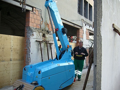 fotogallery 
	Parco Mezzi

	Guarda la Gallery dei nostri Automezzi

	Il nostro parco macchine si rinnova al passo con la tecnologia di nuova generazione nell'ottica di uno sviluppo ecosostenibile.
 Fotogallery, immagine gruelettriche-45.jpg