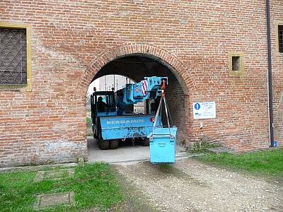 fotogallery 
	Parco Mezzi

	Guarda la Gallery dei nostri Automezzi

	Il nostro parco macchine si rinnova al passo con la tecnologia di nuova generazione nell'ottica di uno sviluppo ecosostenibile.
 Fotogallery, immagine gruelettriche-86.jpg