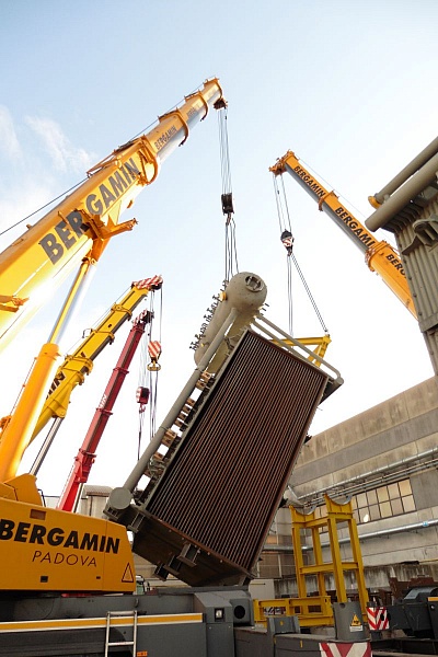 fotogallery 
	Parco Mezzi

	Guarda la Gallery dei nostri Automezzi

	Il nostro parco macchine si rinnova al passo con la tecnologia di nuova generazione nell'ottica di uno sviluppo ecosostenibile.
 Fotogallery, immagine grugirevoli-10.jpg