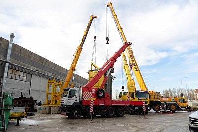 fotogallery 
	Parco Mezzi

	Guarda la Gallery dei nostri Automezzi

	Il nostro parco macchine si rinnova al passo con la tecnologia di nuova generazione nell'ottica di uno sviluppo ecosostenibile.
 Fotogallery, immagine grugirevoli-2.jpg