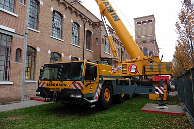 fotogallery 
	Parco Mezzi

	Guarda la Gallery dei nostri Automezzi

	Il nostro parco macchine si rinnova al passo con la tecnologia di nuova generazione nell'ottica di uno sviluppo ecosostenibile.
 Fotogallery, immagine grugirevoli-50.jpg