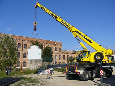 fotogallery 
	Parco Mezzi

	Guarda la Gallery dei nostri Automezzi

	Il nostro parco macchine si rinnova al passo con la tecnologia di nuova generazione nell'ottica di uno sviluppo ecosostenibile.
 Fotogallery, immagine idrogru-17.JPG