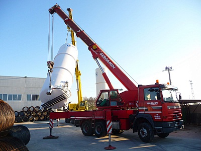 fotogallery 
	Parco Mezzi

	Guarda la Gallery dei nostri Automezzi

	Il nostro parco macchine si rinnova al passo con la tecnologia di nuova generazione nell'ottica di uno sviluppo ecosostenibile.
 Fotogallery, immagine idrogru-2.JPG