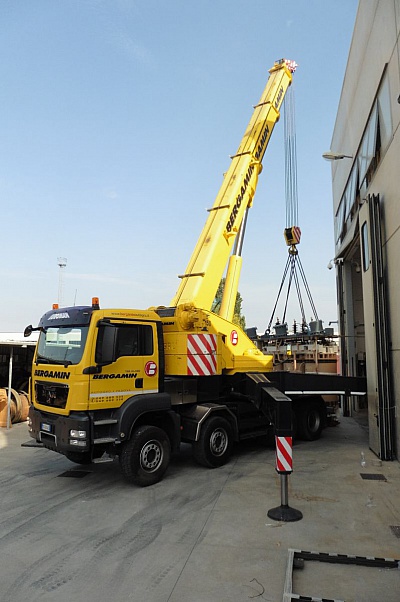 fotogallery 
	Parco Mezzi

	Guarda la Gallery dei nostri Automezzi

	Il nostro parco macchine si rinnova al passo con la tecnologia di nuova generazione nell'ottica di uno sviluppo ecosostenibile.
 Fotogallery, immagine idrogru-54.jpg