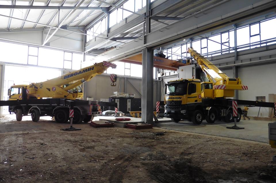 fotogallery 
	Parco Mezzi

	Guarda la Gallery dei nostri Automezzi

	Il nostro parco macchine si rinnova al passo con la tecnologia di nuova generazione nell'ottica di uno sviluppo ecosostenibile.
 Fotogallery, immagine idrogru-58.jpg