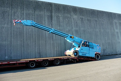 fotogallery 
	Parco Mezzi

	Guarda la Gallery dei nostri Automezzi

	Il nostro parco macchine si rinnova al passo con la tecnologia di nuova generazione nell'ottica di uno sviluppo ecosostenibile.
 Fotogallery, immagine semoventi-85.jpg